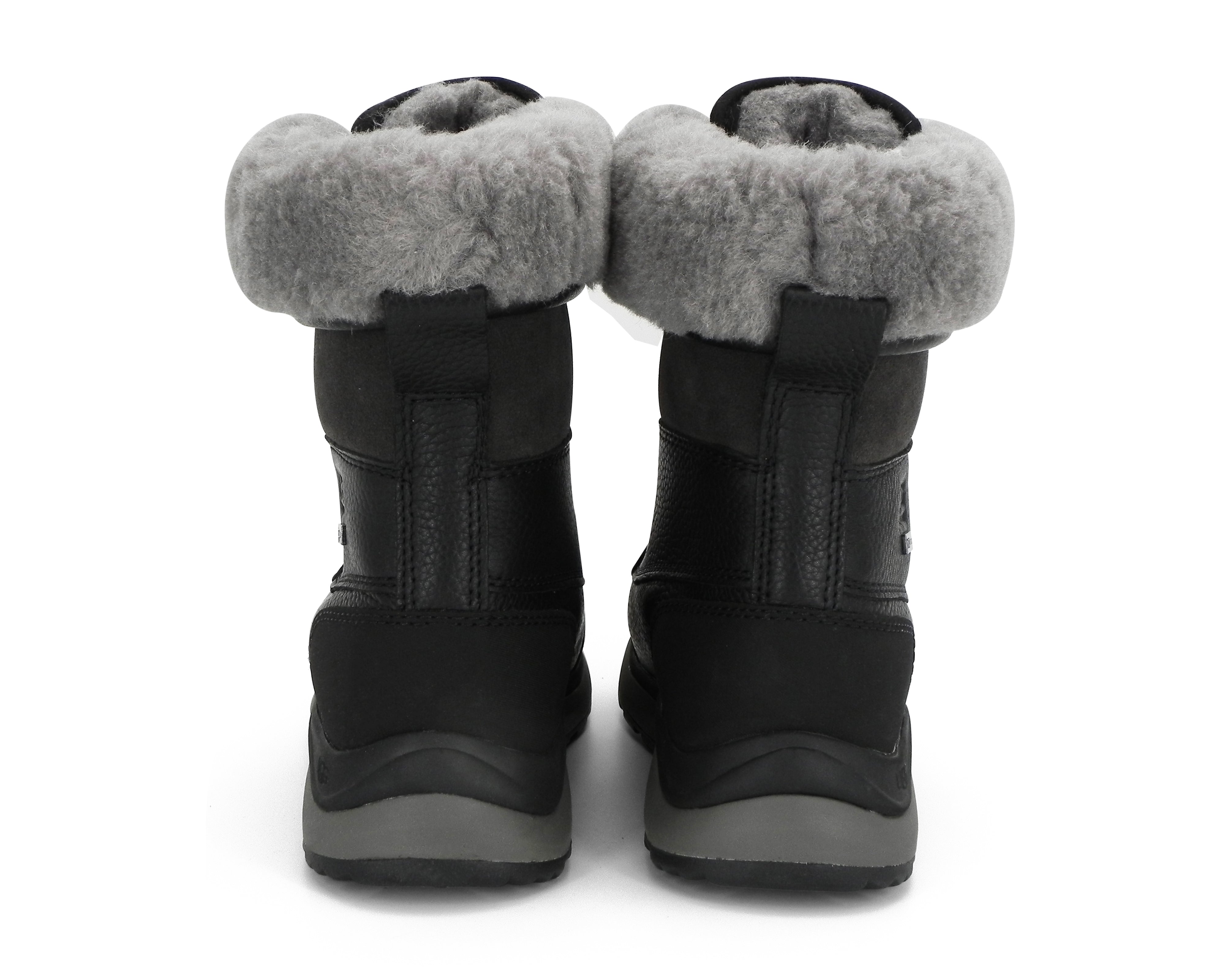 UGG 1095141