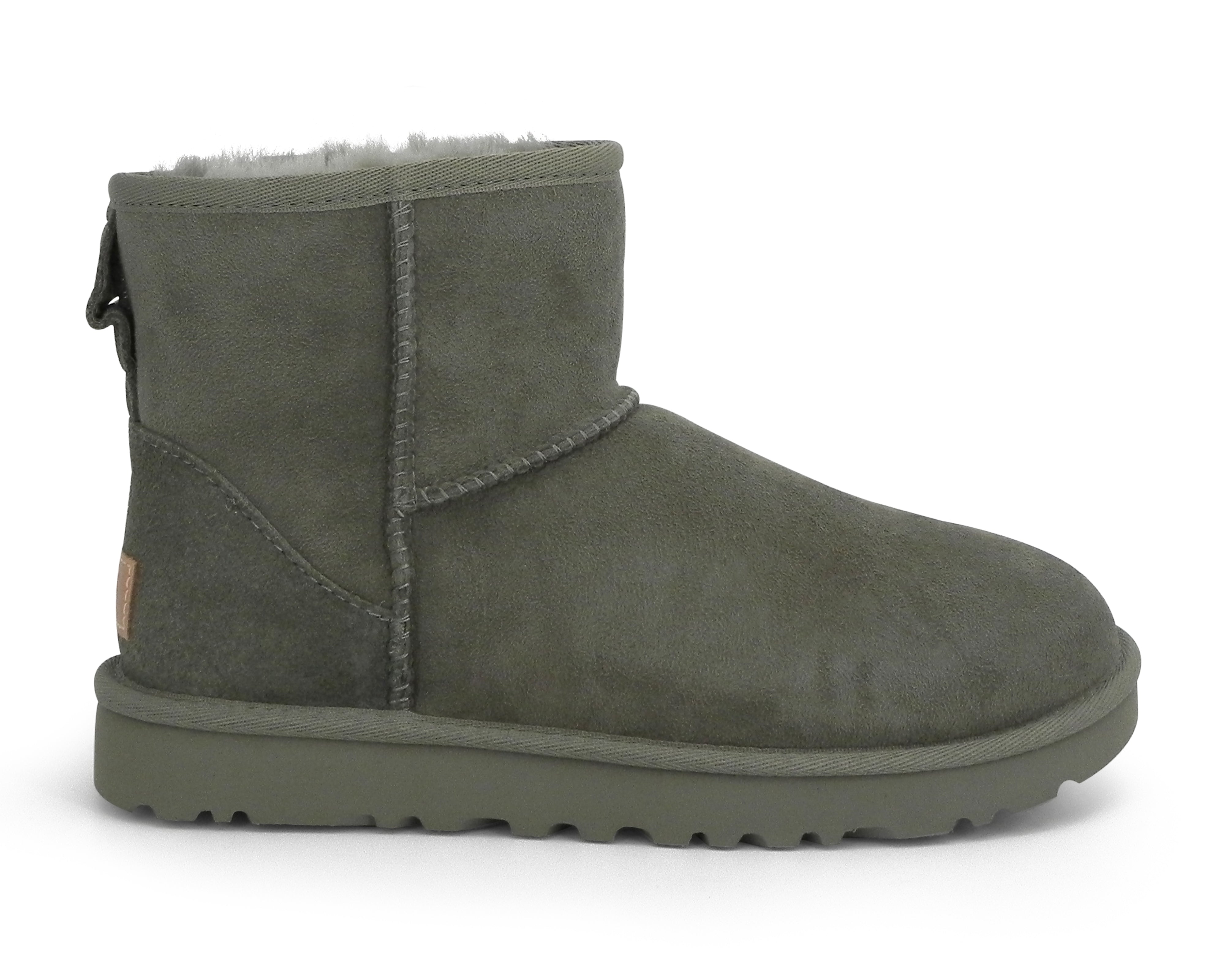 Classic Mini UGG 1016222