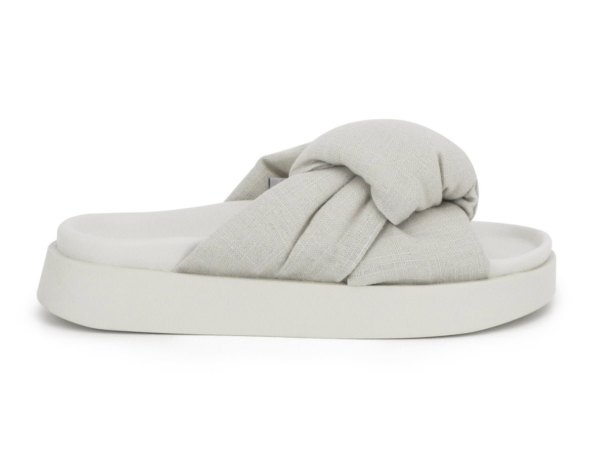 Inuikii Oversized Linen Knot