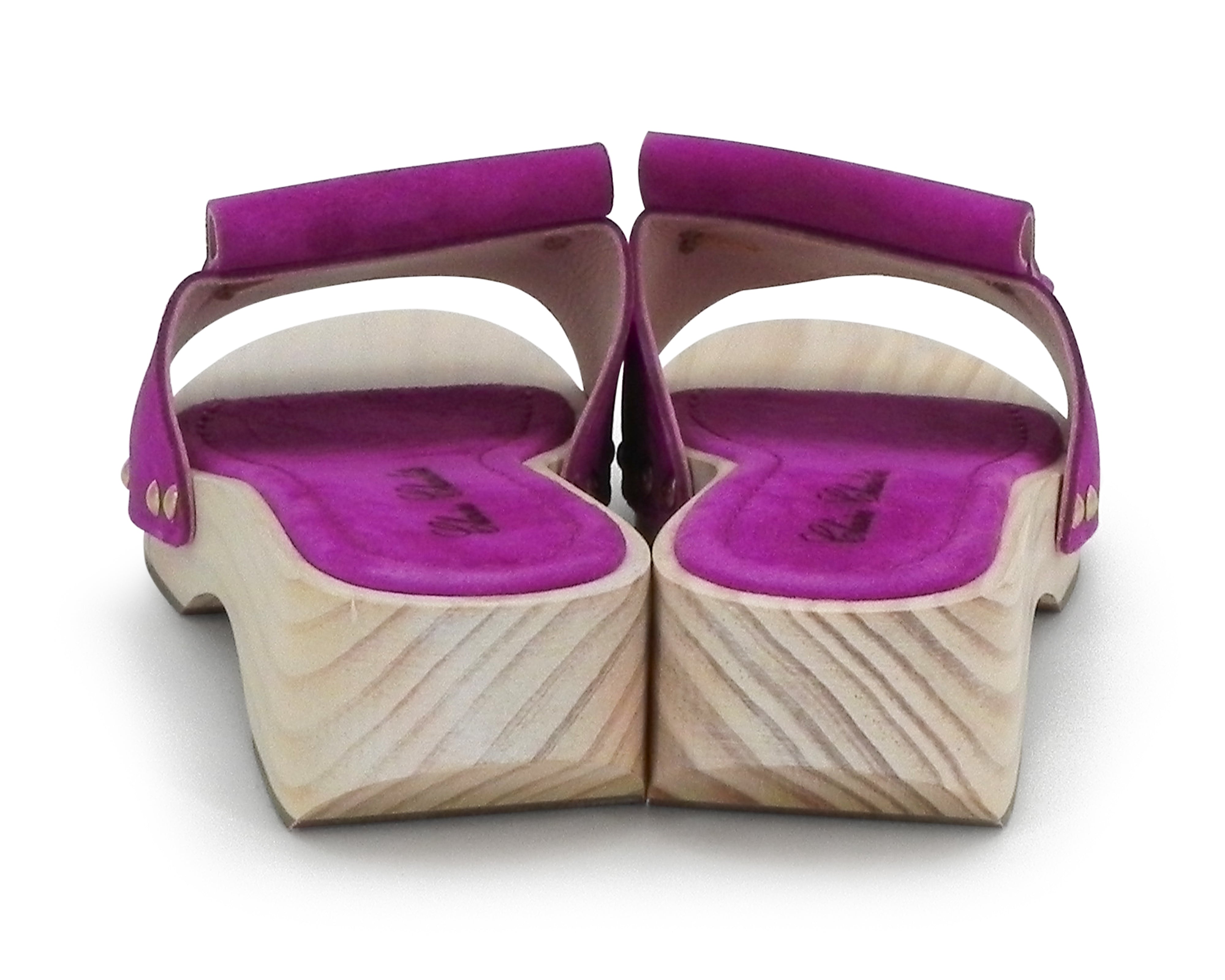 Claire Charlotte Aries