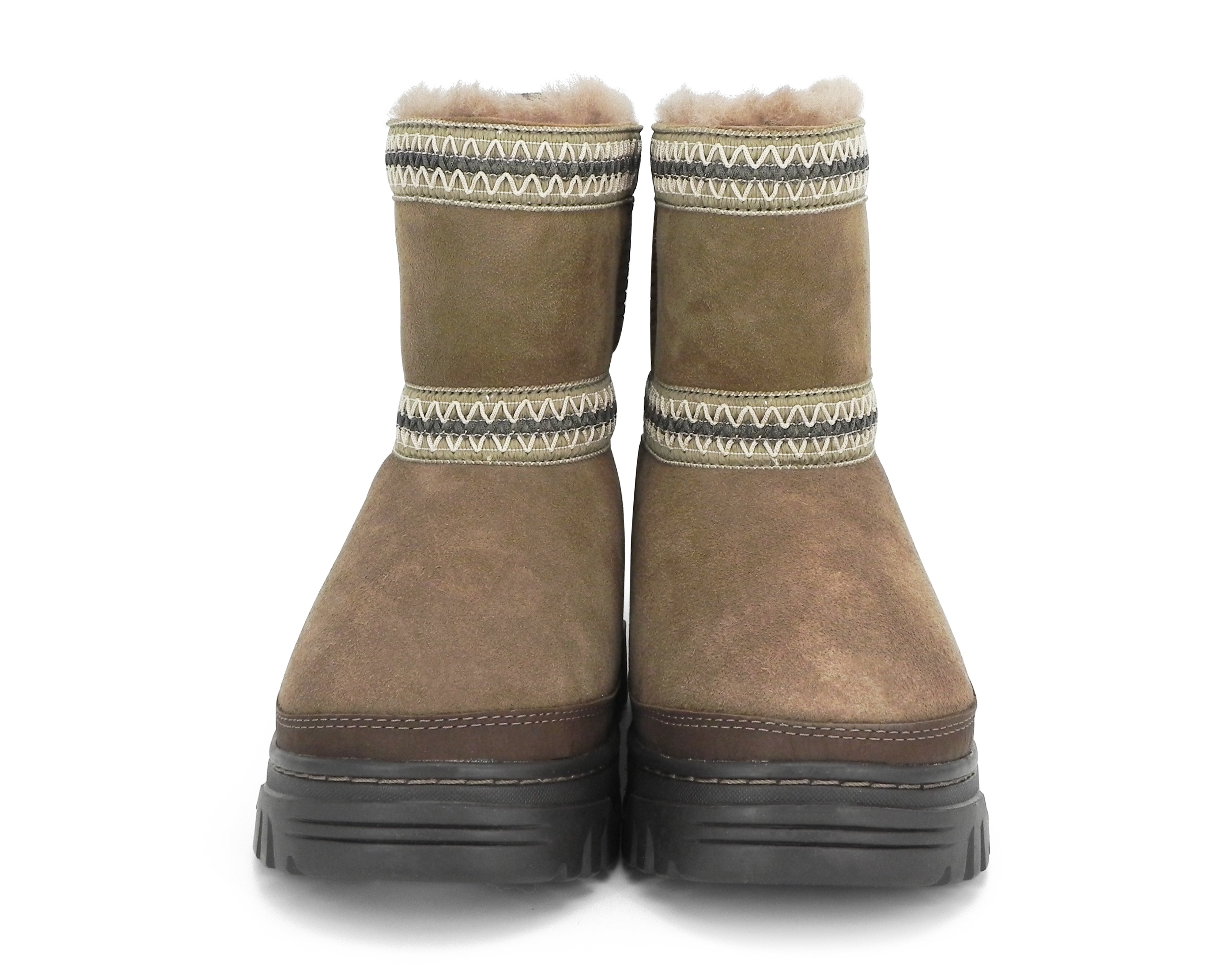 UGG 1158322 TRrailgazer