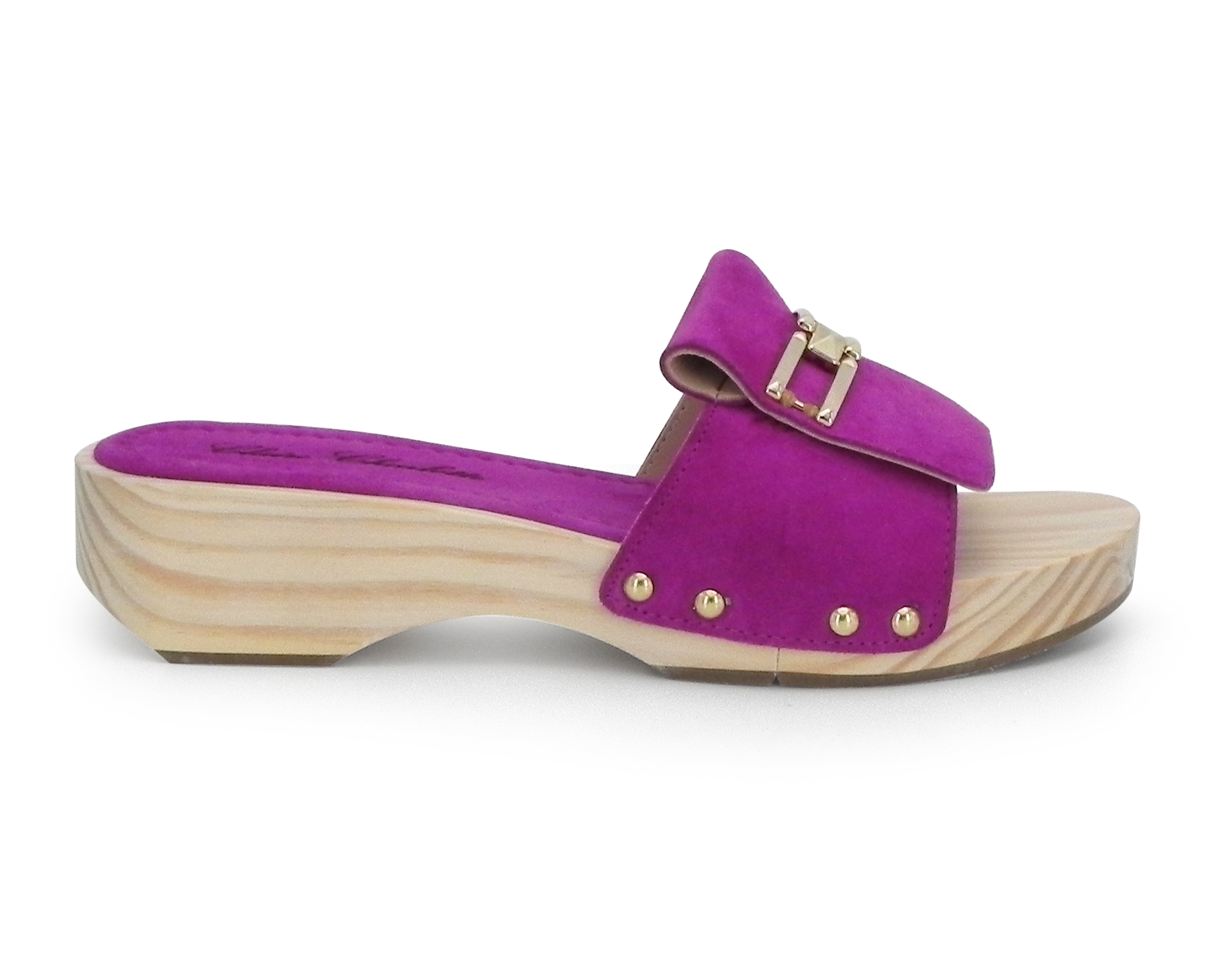 Claire Charlotte Aries