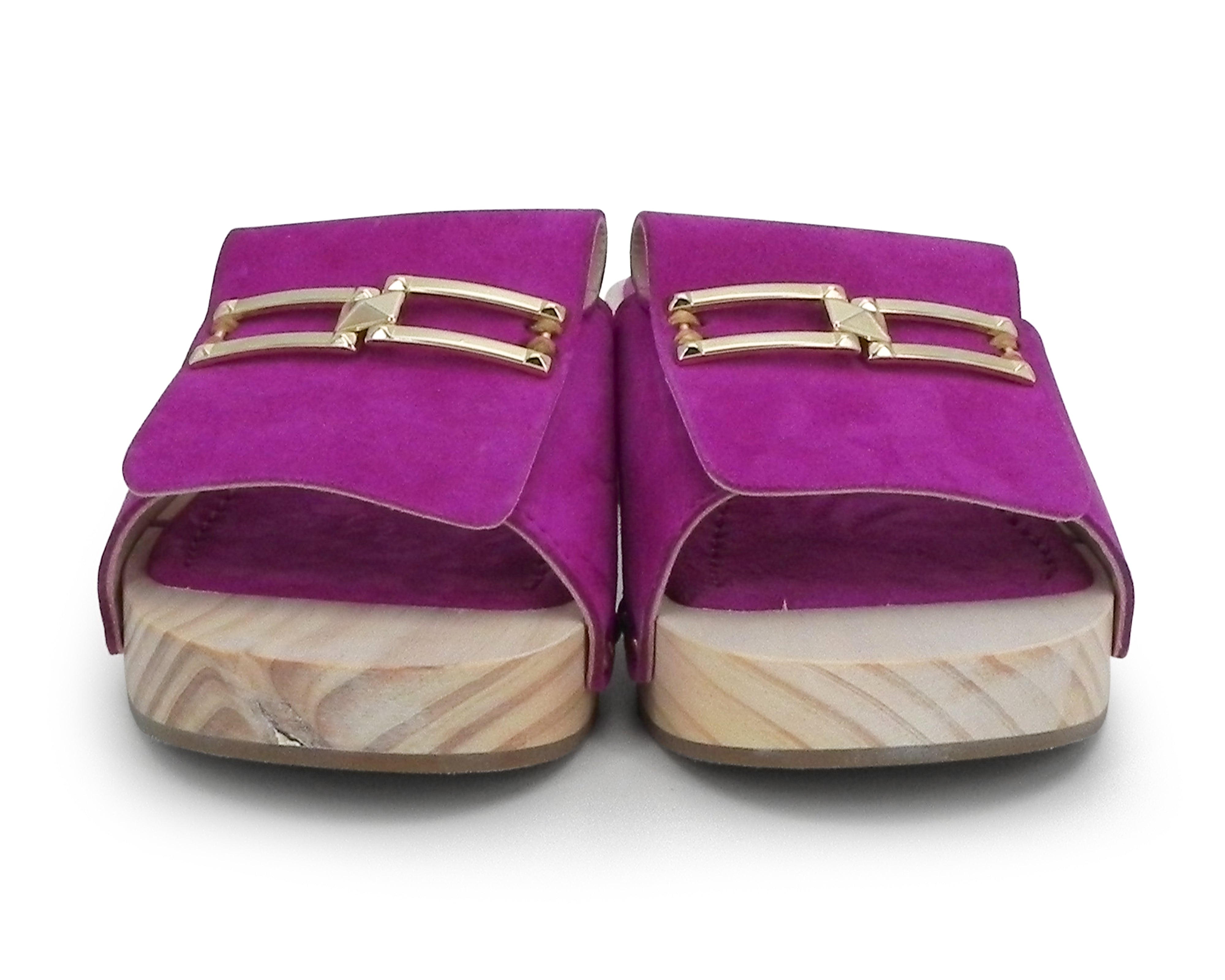 Claire Charlotte Aries