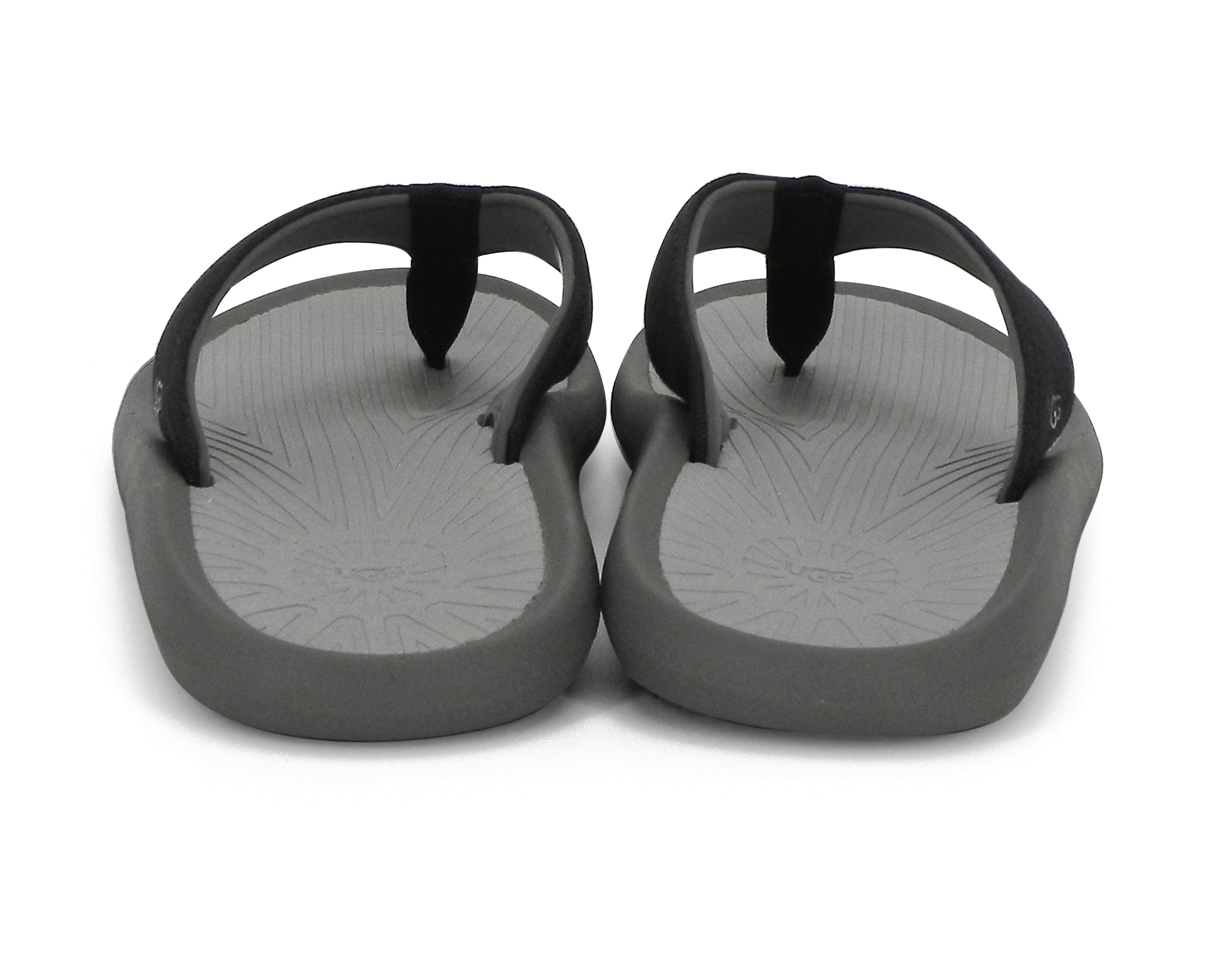 UGG 1124895