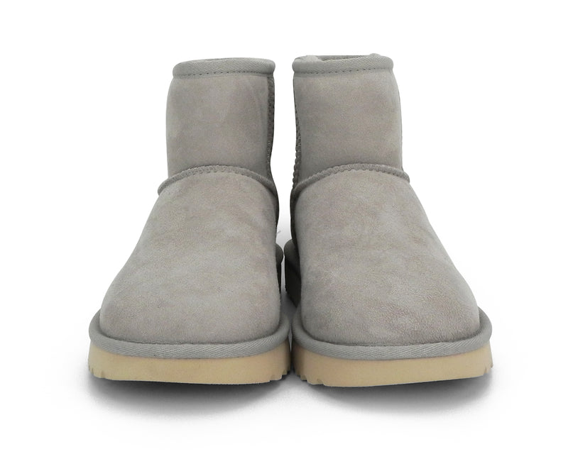 UGG 101622